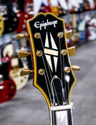 Gear Hunter | Epiphone - Joe Bonamassa 1963 SG Custom